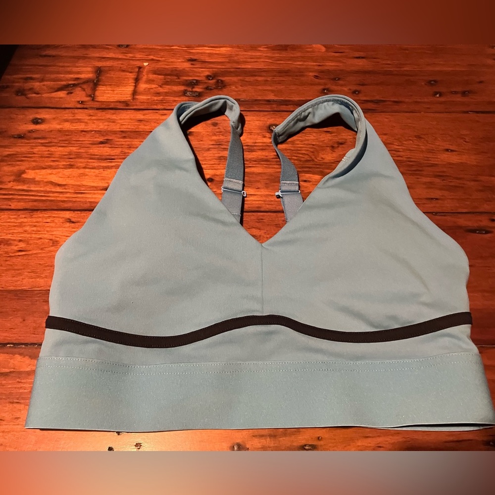 Fabletics baby blue sports bra NWOT